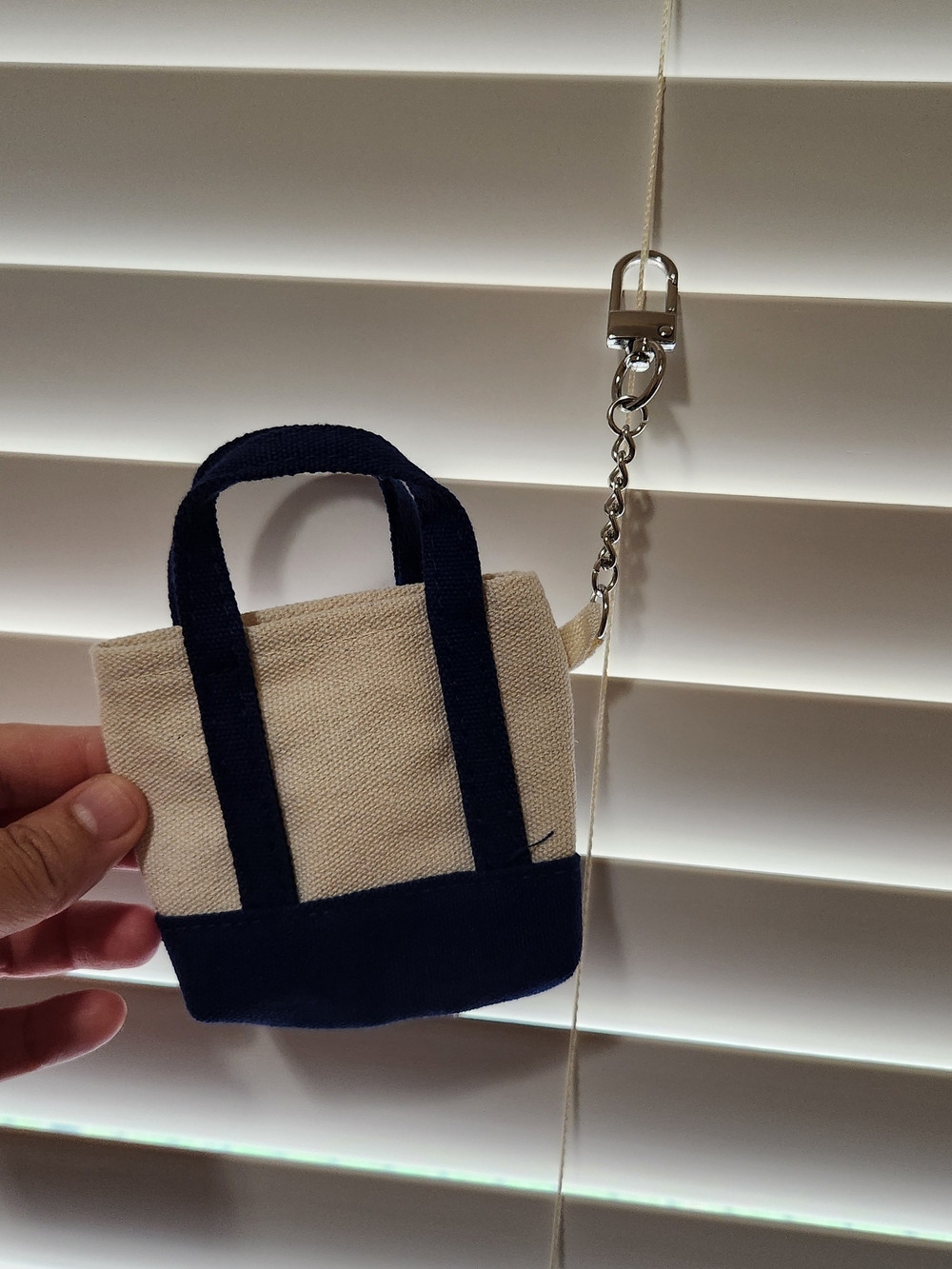 Lowe's Navy & Cream Micro Tote Keychain - Picture 2 of 4